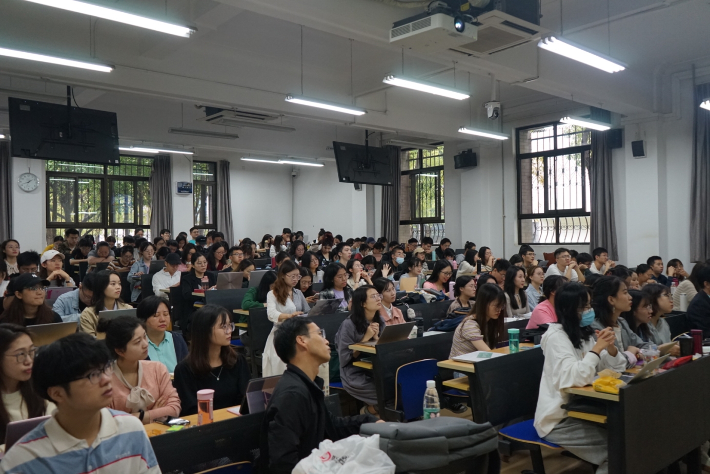 f4d570bfffe4ad38a87430c93552b27